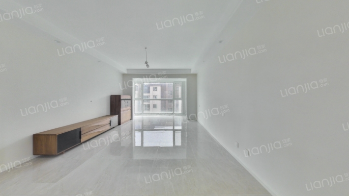 剑桥小镇二手房实景图