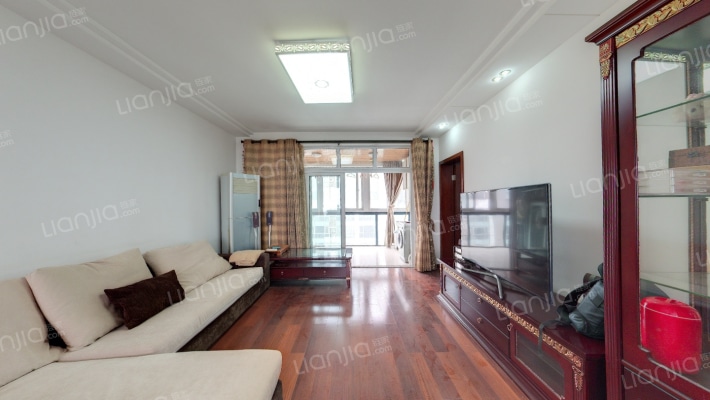 我家山水彩虹苑二手房实景图