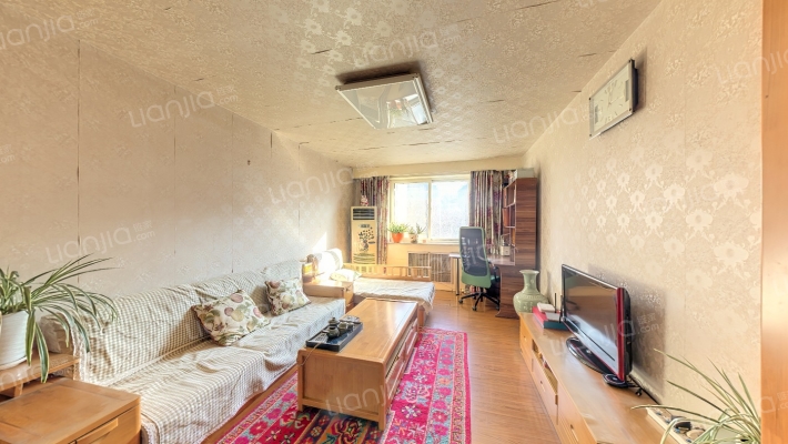 东部风景二手房实景图