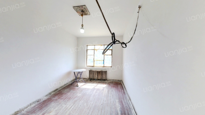 陵园三小区二手房实景图