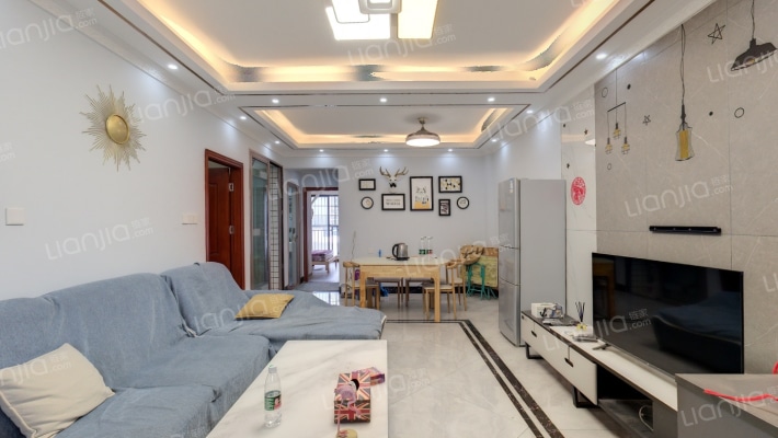 骋望 · 麓涛二手房实景图