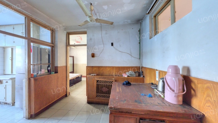 电子宿舍二手房实景图