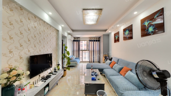 卢山锦程二手房实景图