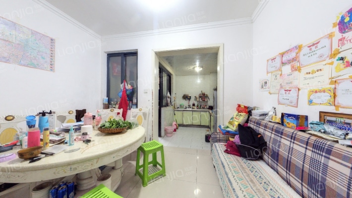 新碧园二手房实景图