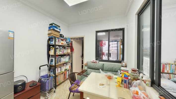 金桥凤凰华庭二手房实景图