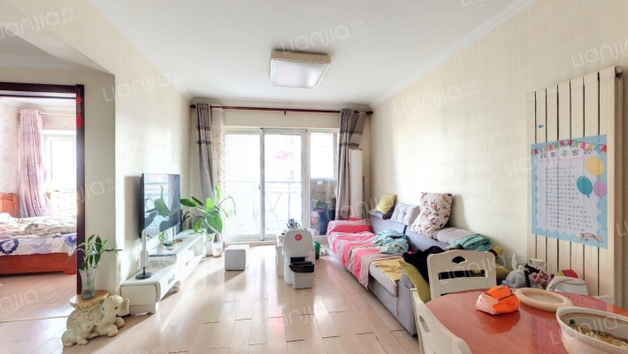 香逸中央二手房实景图