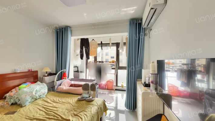 新鹿花苑四期二手房实景图