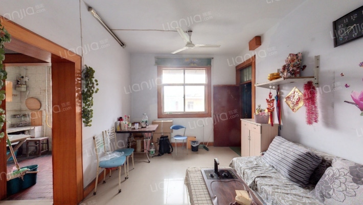 原化工局家属楼二手房实景图