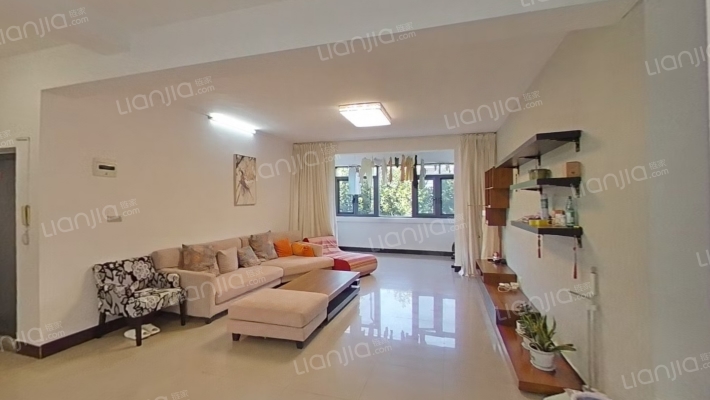 南湖路1号二手房实景图