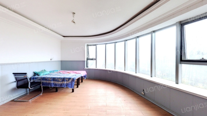 瑞宝国际花苑二手房实景图