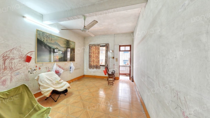 朝阳小区二手房实景图