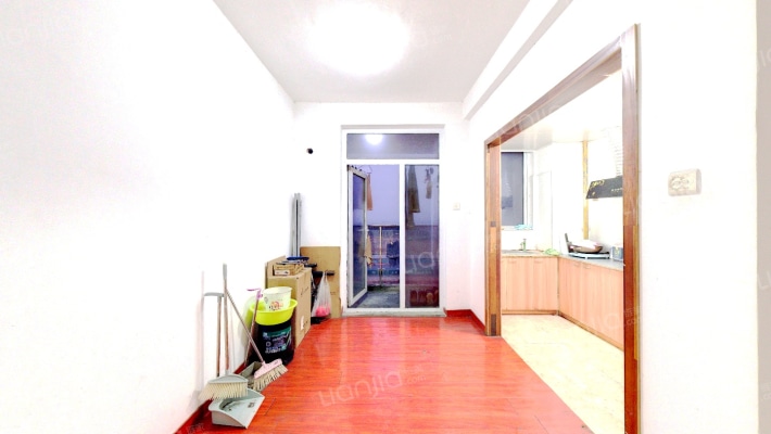 怡邻社区一区二手房实景图