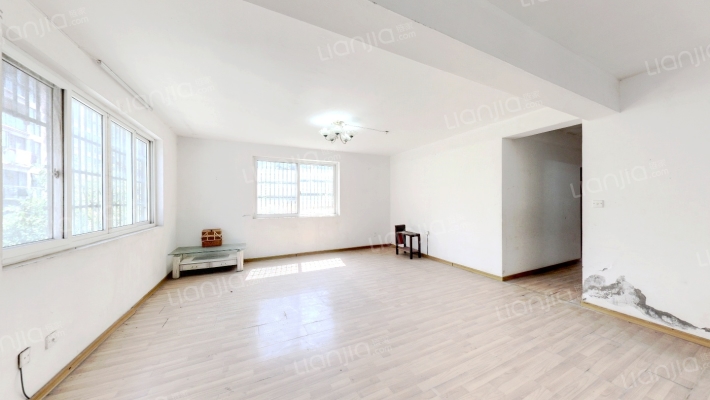 含笑花二手房实景图