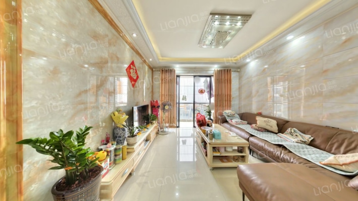 汇银W新港湾二手房实景图