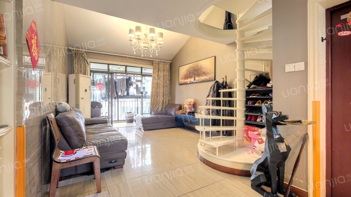 湖畔翠庭二手房实景图