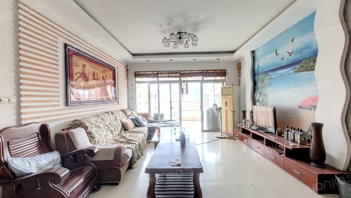 金城广场君华府二手房实景图