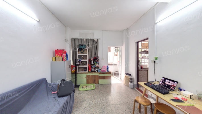 瘦狗岭路9号大院二手房实景图