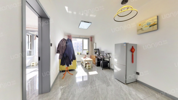 名仕·东湖新城二手房实景图