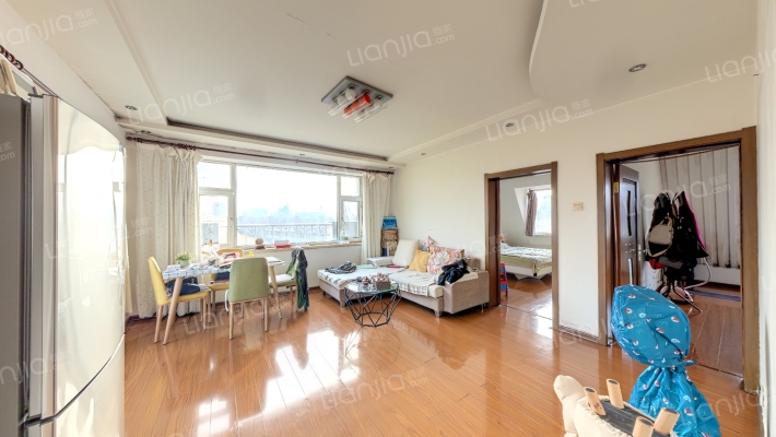 吉轩小区二手房实景图