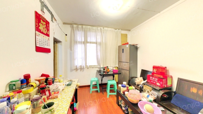 一开小区二手房实景图