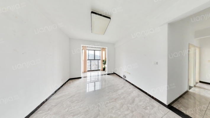 滨江花园二手房实景图