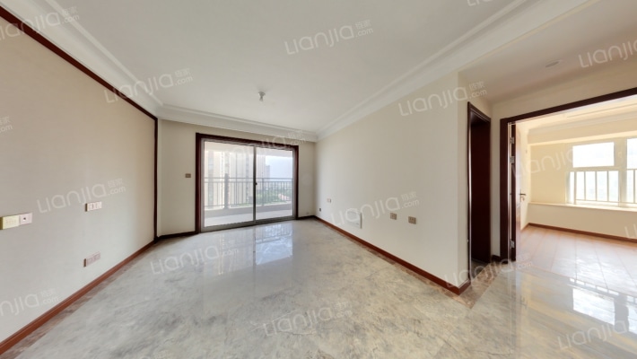 荣盛锦绣外滩二手房实景图