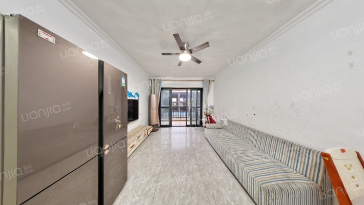 美丽华居二手房实景图