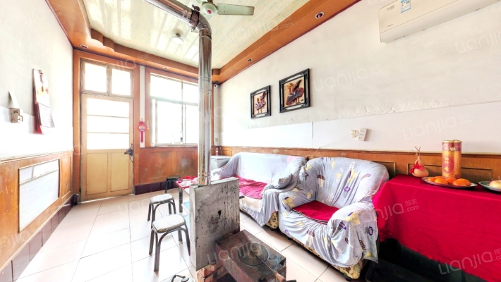 府前街二手房实景图