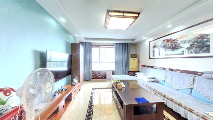 中房翡翠郡二手房实景图