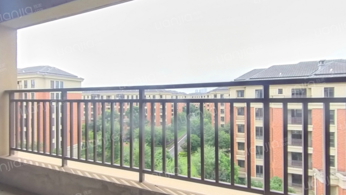 耀江西湖湾二手房实景图