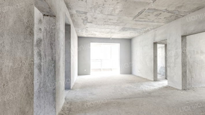 蓝天花园二手房实景图