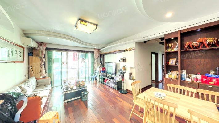 宝马花园二手房实景图