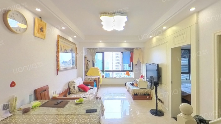 保集外滩二手房实景图