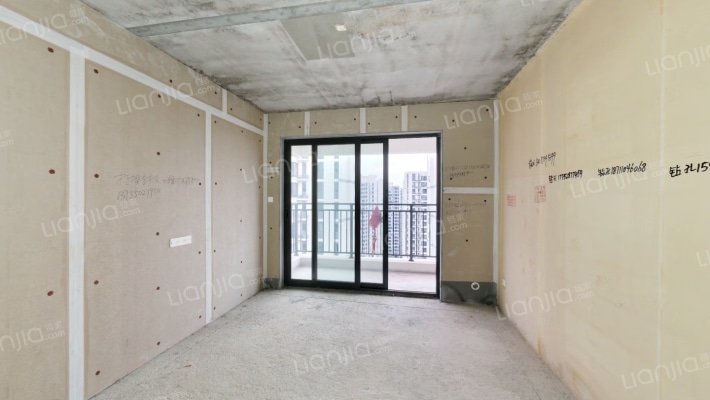 长沙北中心保利时代C区二手房实景图