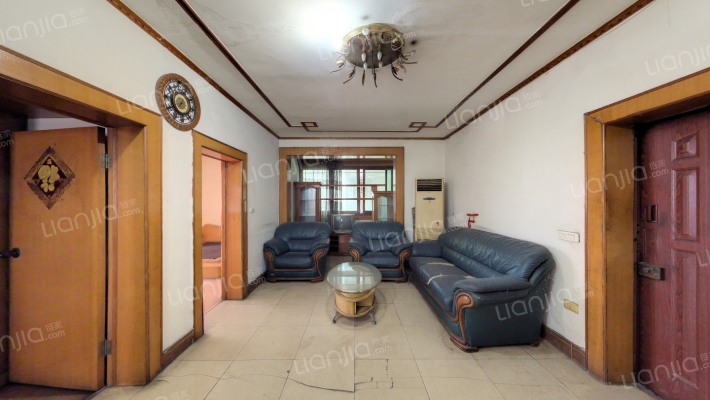 小龙坎正街143到370号二手房实景图