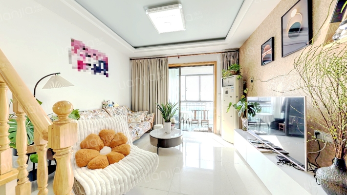 鸿锦新苑二手房实景图