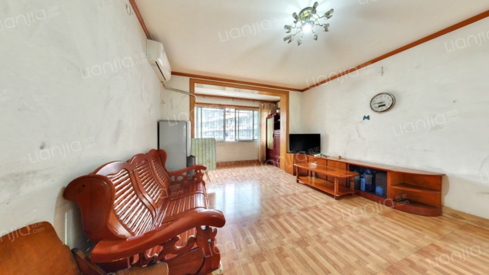 观音桥30号二手房实景图