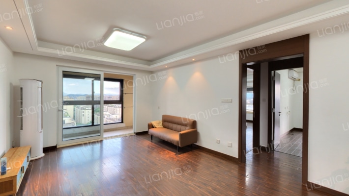 万科桂语里二手房实景图