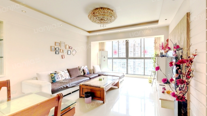 东方新城二期二手房实景图