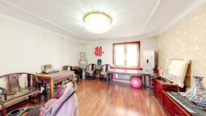 空中花园二手房实景图