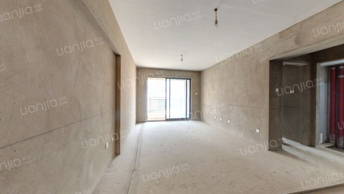 云青花园A1区二手房实景图