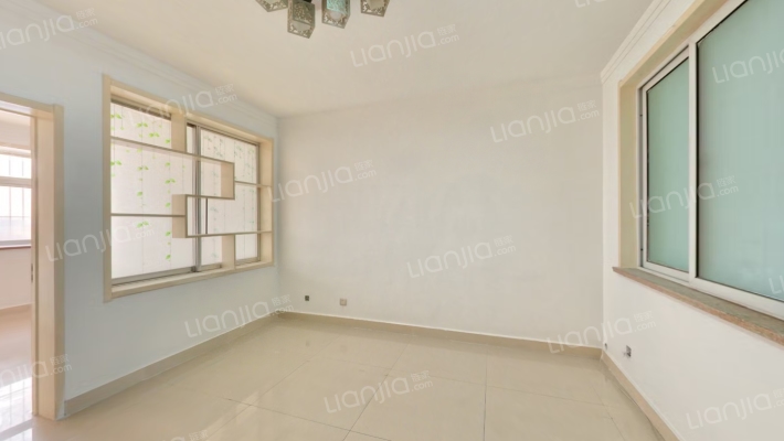 邵家村舒心园二手房实景图