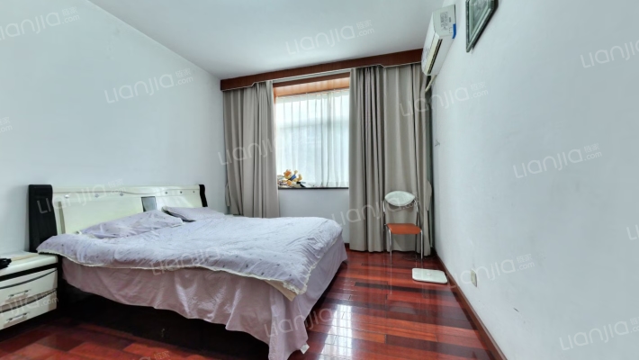 玉福苑西区二手房实景图