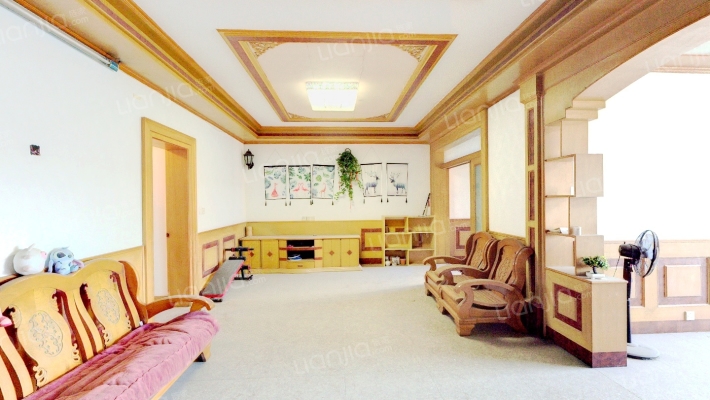 艮塔东路住宅区二手房实景图