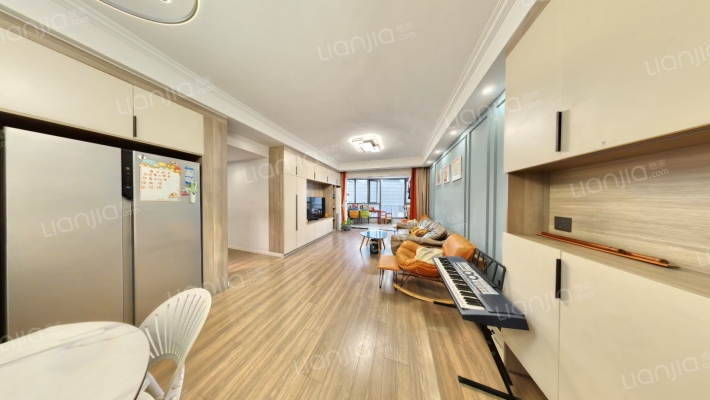 艾佳沁园二手房实景图