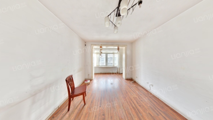 银海花园南区二手房实景图