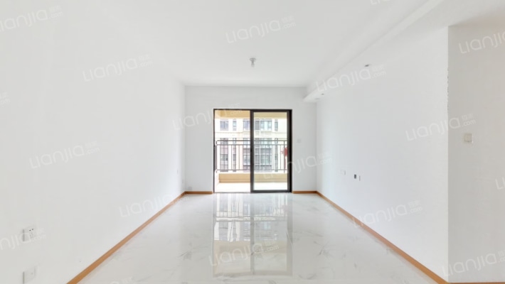 盛湖悦景二手房实景图