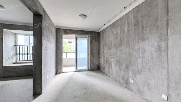 鸣芩嘉苑二期（B地块）二手房实景图