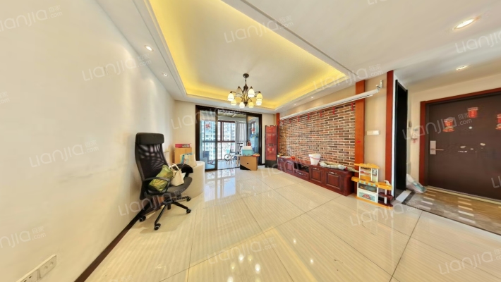 万科金域名邸一期二手房实景图