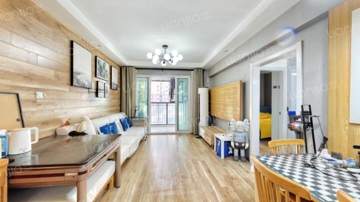 海伦春天二期二手房实景图